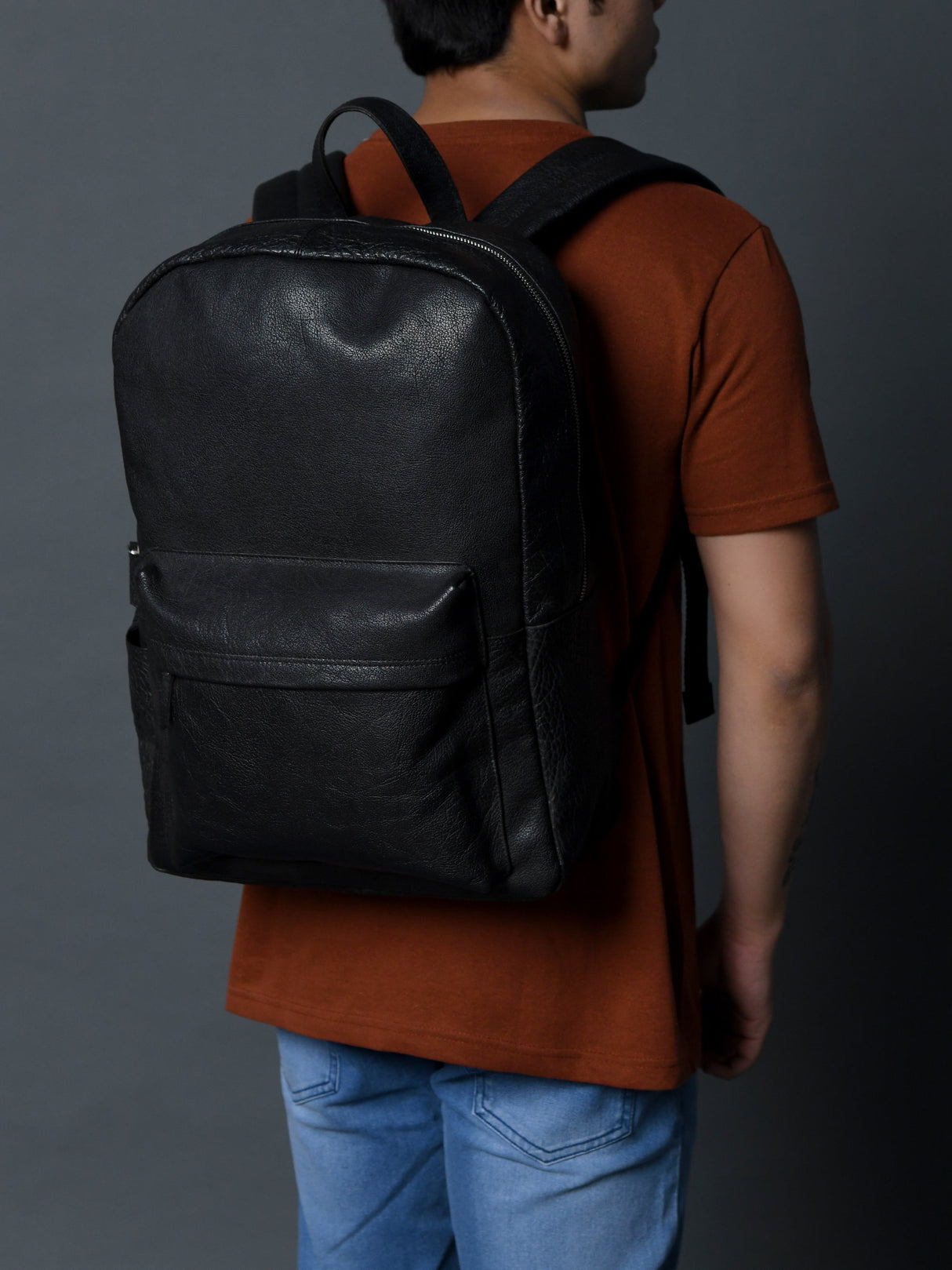 Mochila de Cuero NoirTrek 1.0