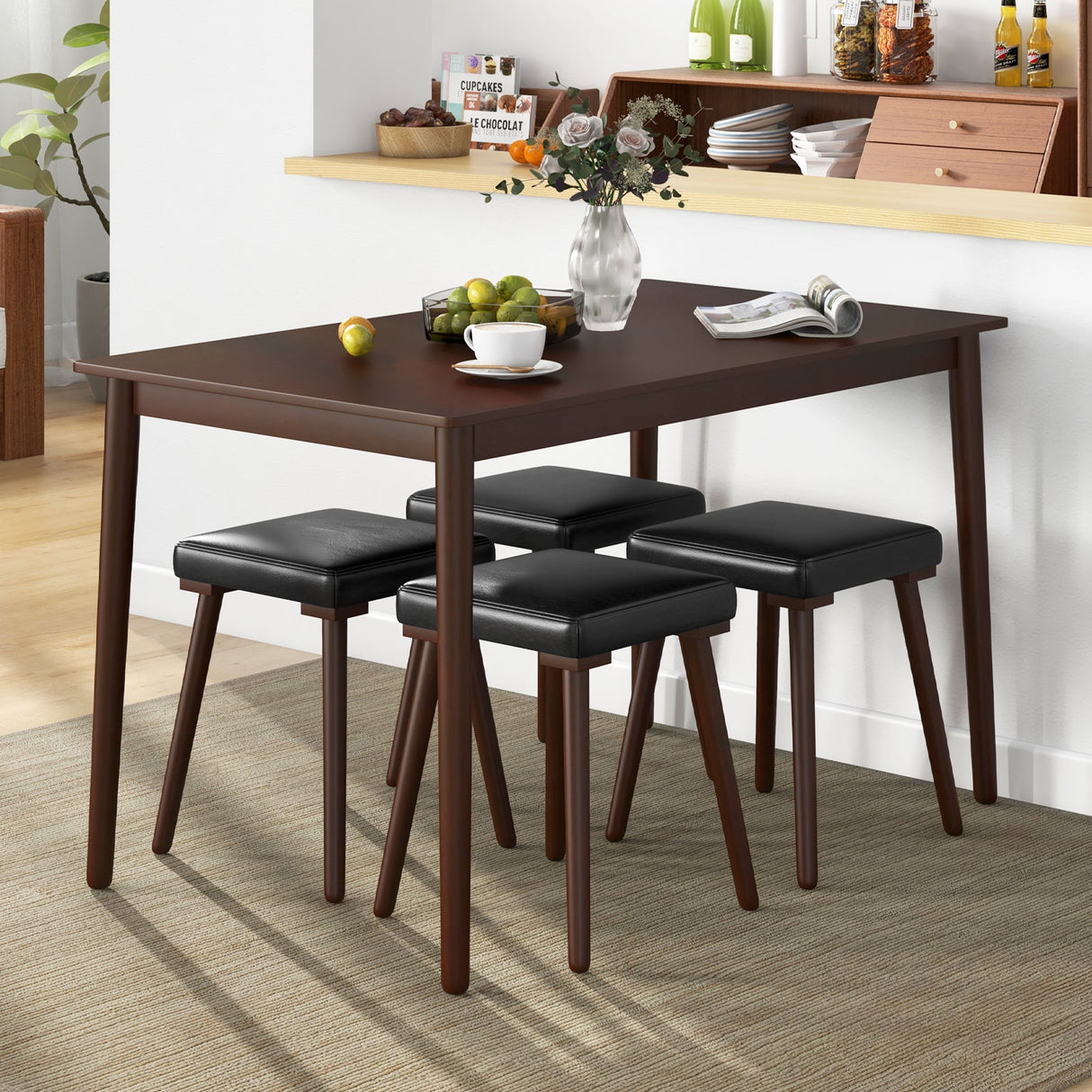 Juego de comedor de 5 piezas para 4 personas con 4 taburetes tapizados y patas de madera de caucho - Marrón