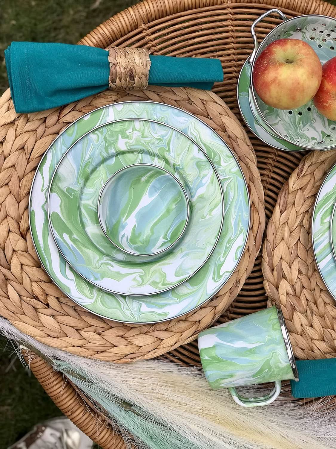 Golden Rabbit Enamelware Modern Monet Sandwich Plates - Set of 4