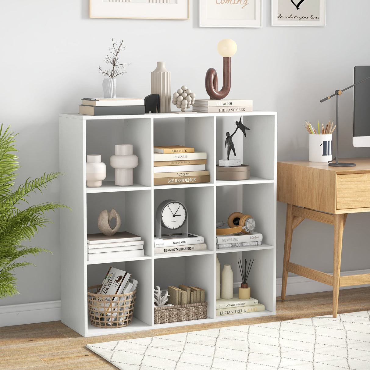Estantería de 9 cubos con riel trasero de protección para sala de estar o dormitorio - Blanco