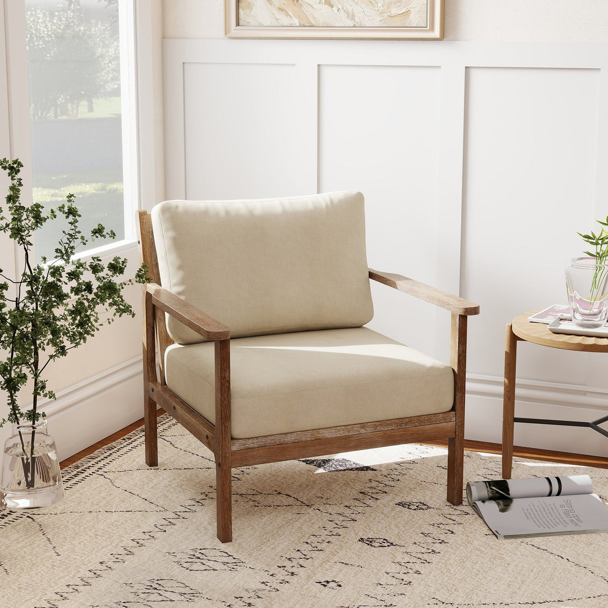Sillón moderno con reposabrazos de madera maciza de caucho
