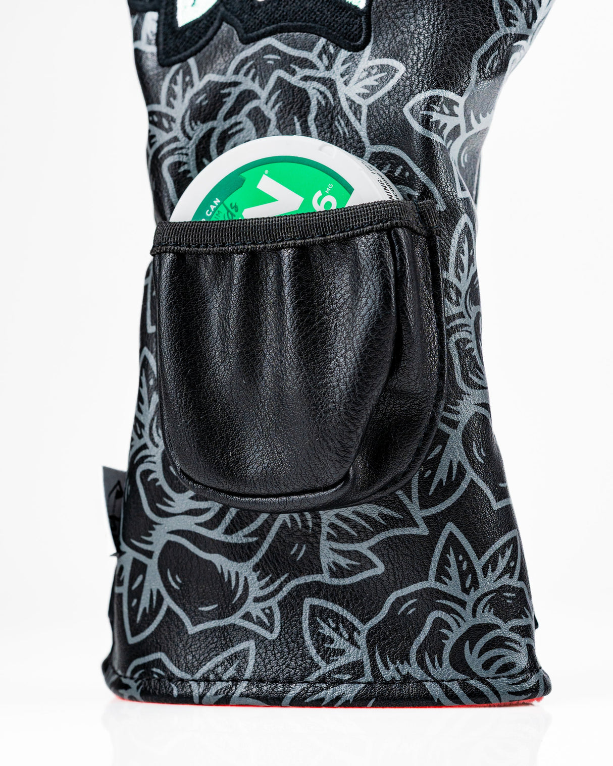 Pins and Aces x Blazy Susan - Funda para Driver