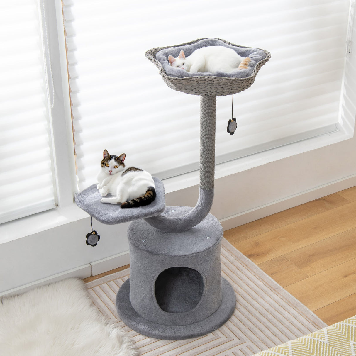 Torre para gatos de 42 pulgadas de alto con estructura de metal curvado para gatos grandes y pequeños - Gris