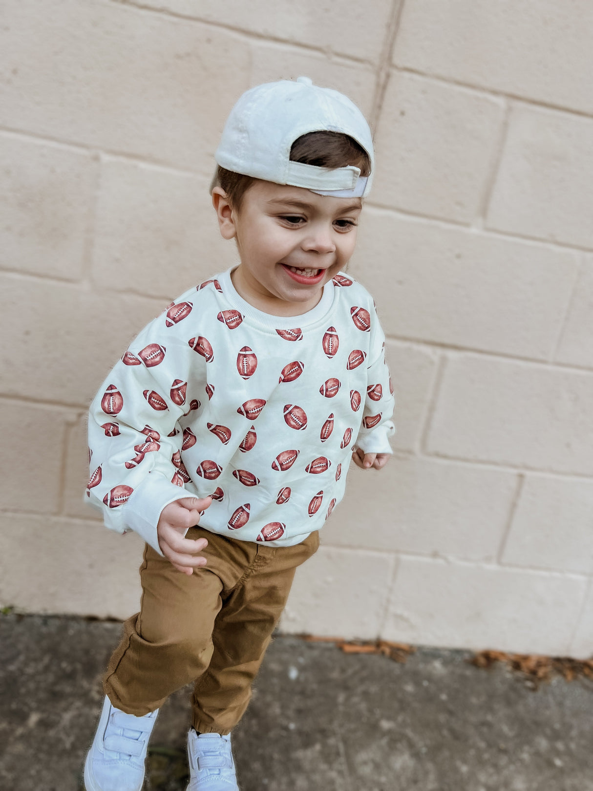 Sudadera con cuello redondo y estampado de fútbol americano