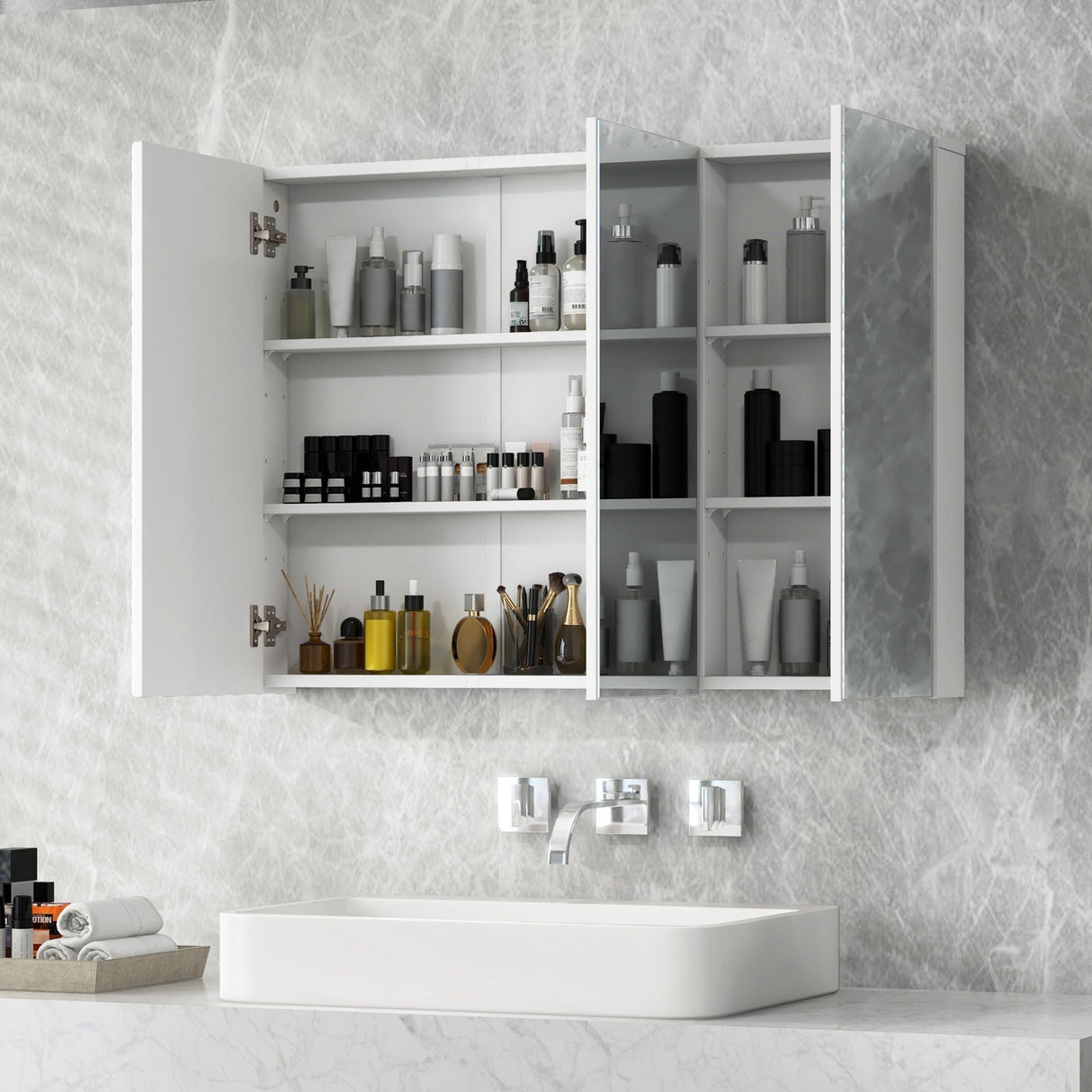 Armario de baño sin marco con espejo de pared, 3 puertas y estantes ajustables
