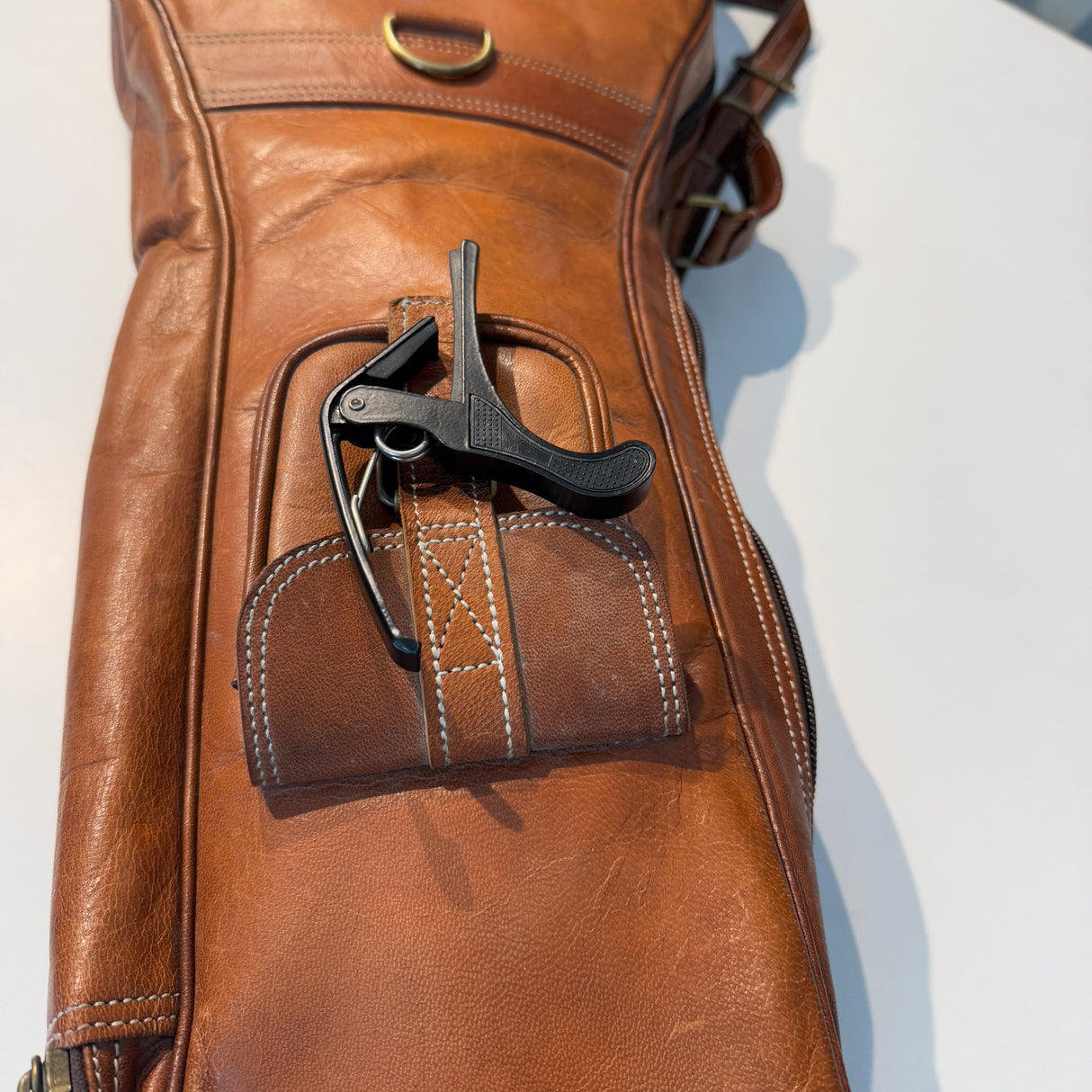 Estuche de cuero personalizado para guitarra