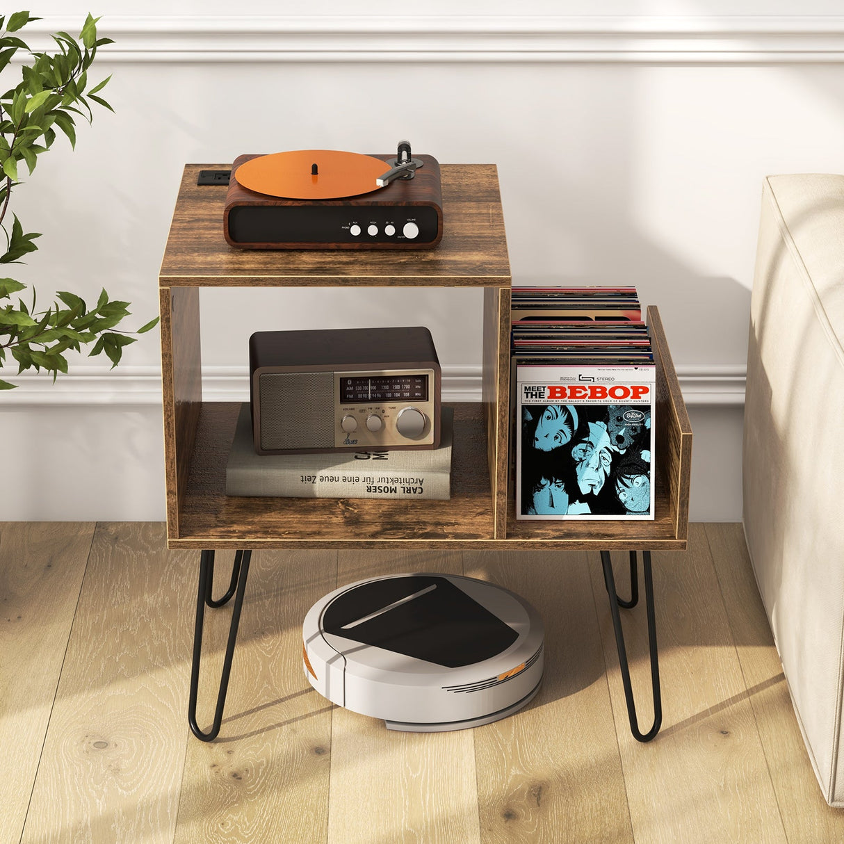 Mueble para tocadiscos de mediados de siglo con toma de corriente y divisor para vinilos
