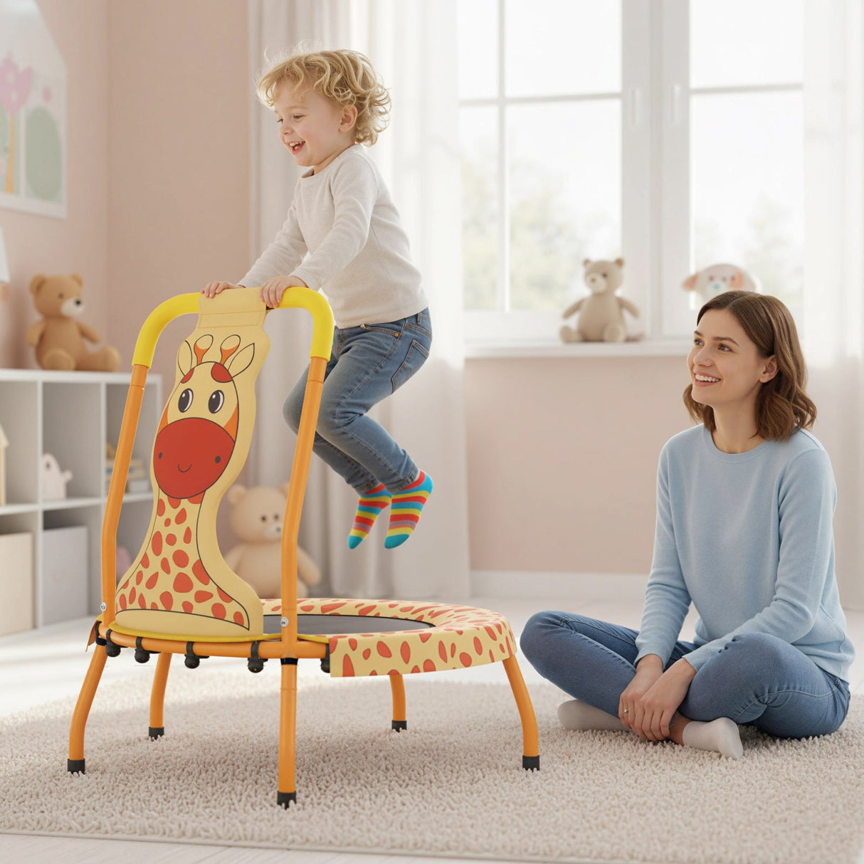 Minitrampolín para niños pequeños con mango acolchado de espuma y cubierta de seguridad acolchada