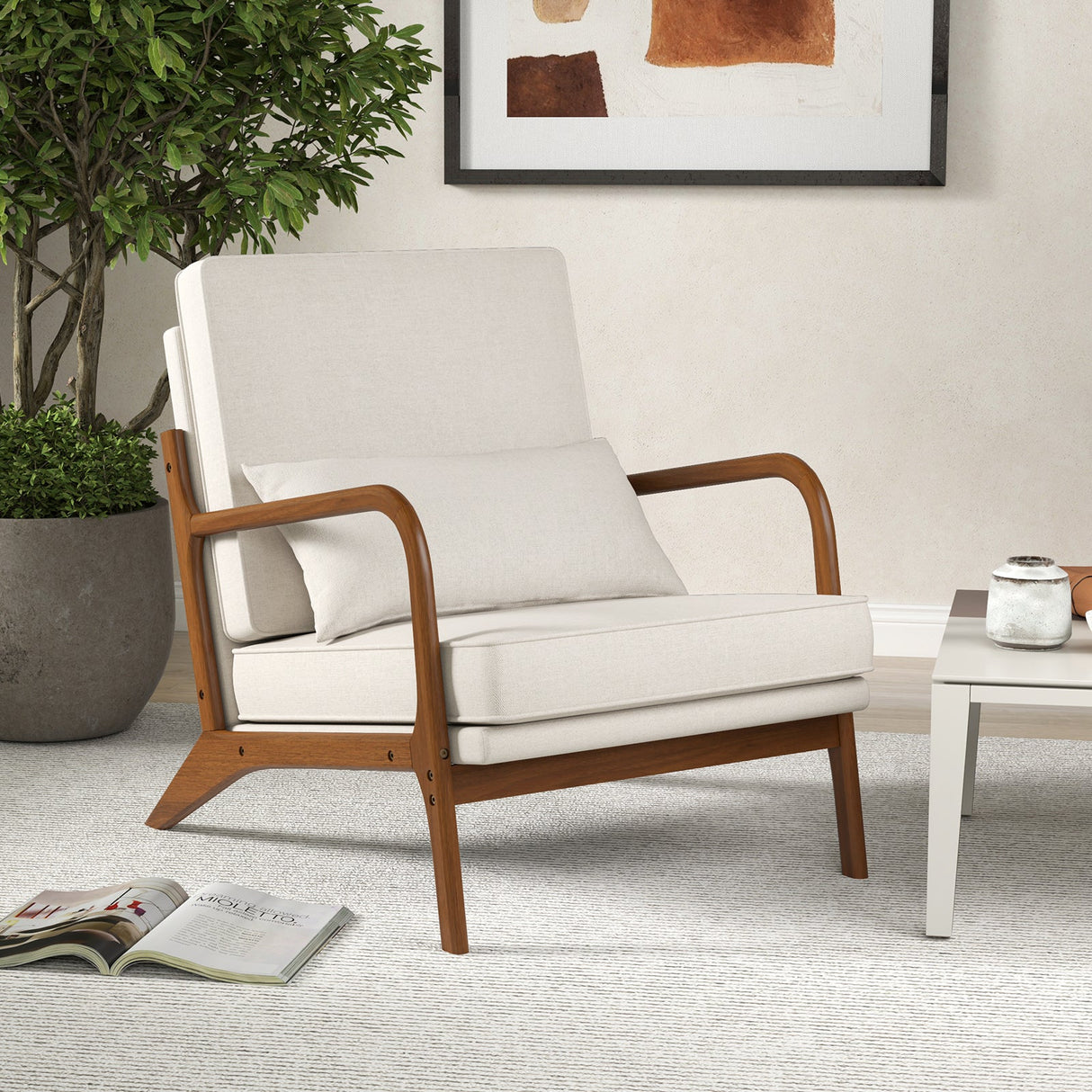 Sillón moderno con reposabrazos de madera de caucho y respaldo extraíble