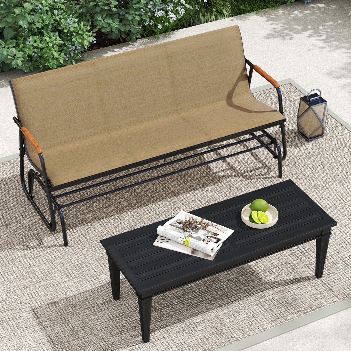 Banco planeador para patio con apoyabrazos curvos de teca y asiento de tela transpirable para 3 personas-Marrón
