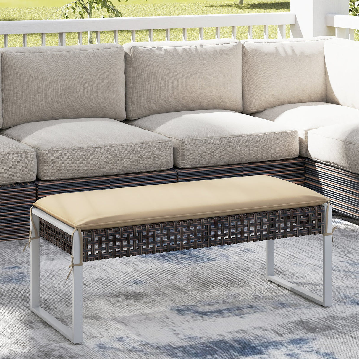 Otomana rectangular de patio de 43 pulgadas, paquete de 2, con patas de metal y cojín de asiento - Beige