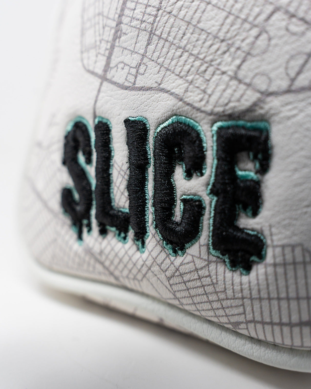 Cubierta de Mazo Shady Slice