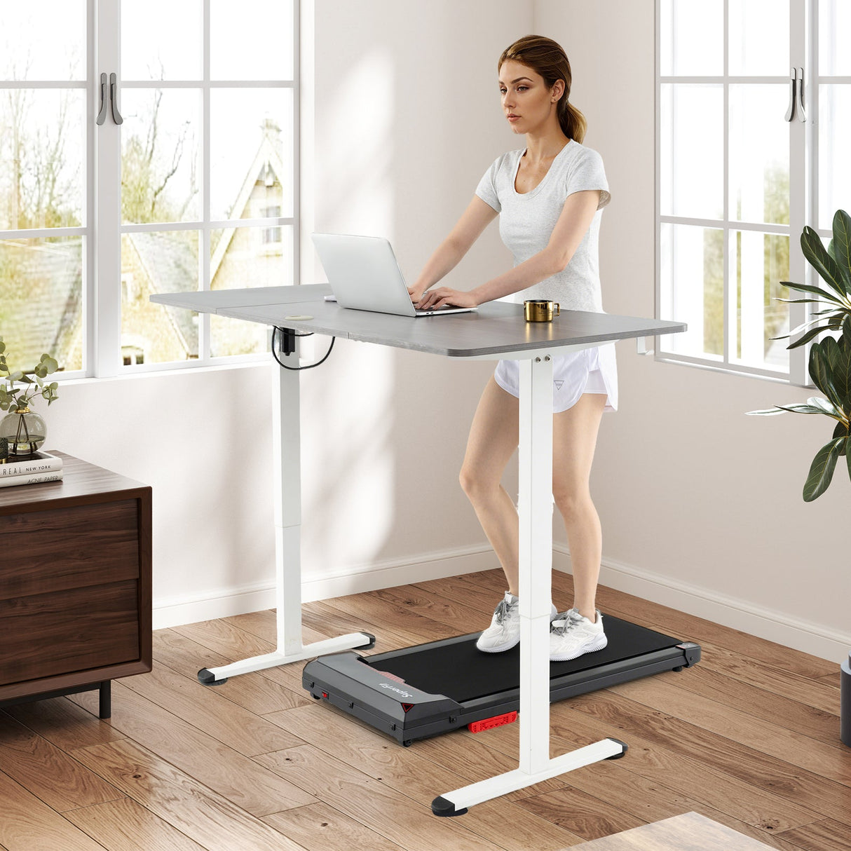 Cinta de correr de escritorio de 2.5HP con control remoto y pantalla LED - Negra