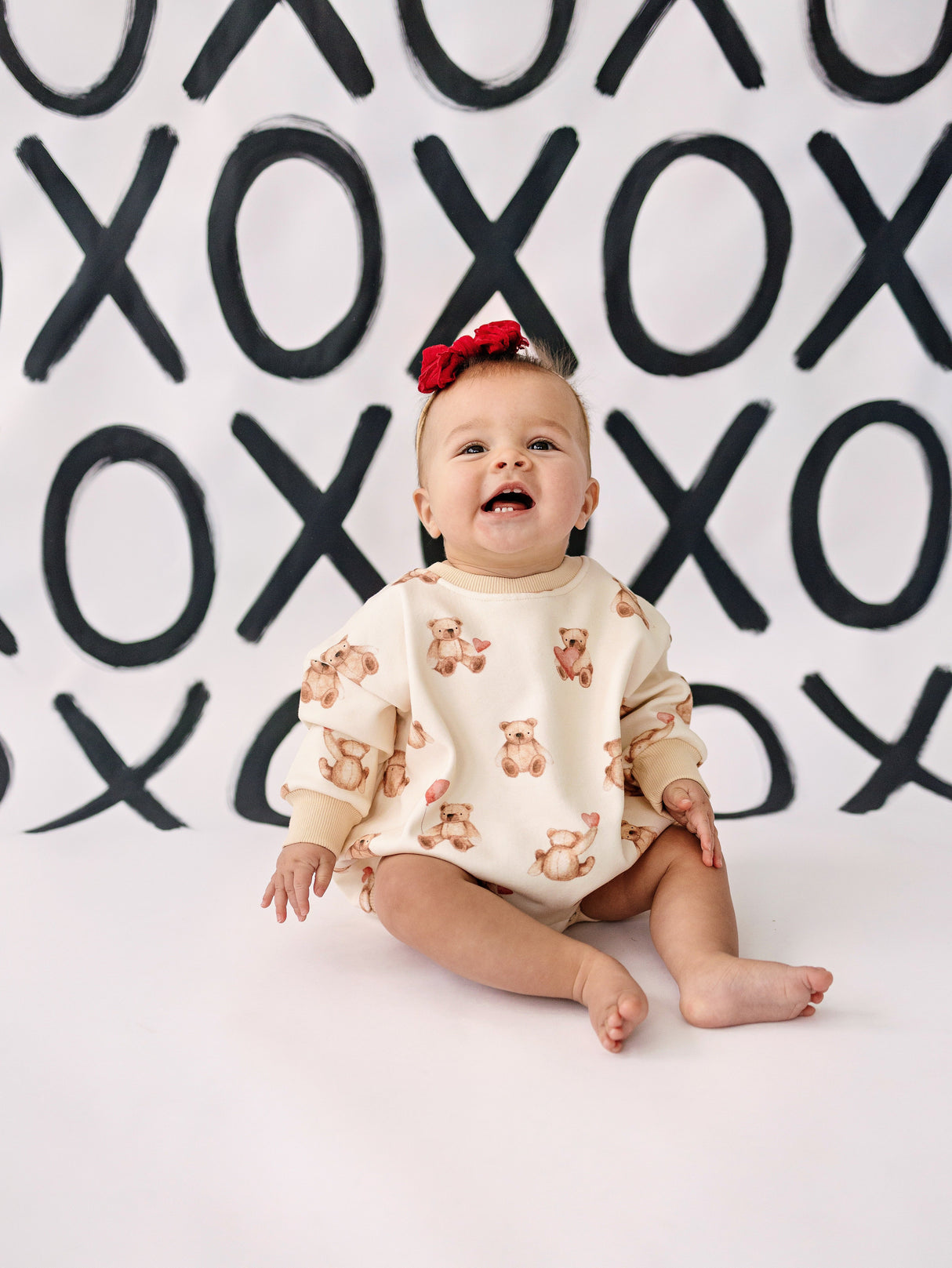 Mameluco de sudadera con corazones de oso de peluche