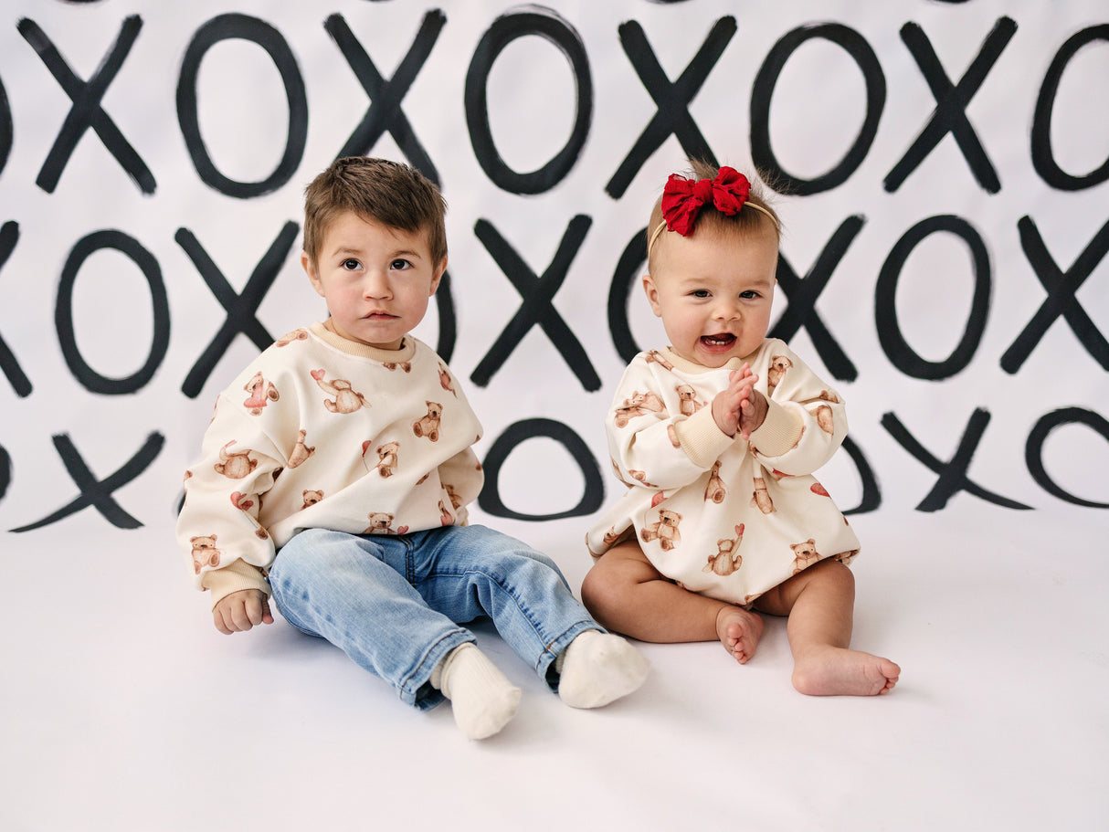Mameluco de sudadera con corazones de oso de peluche