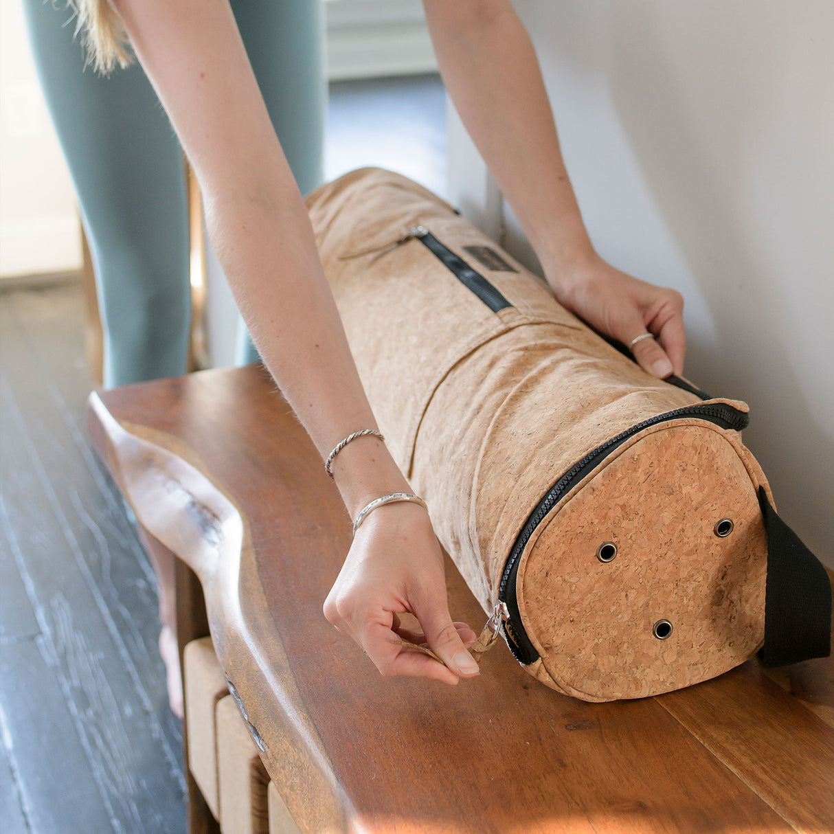 Soporte para esterilla de yoga de corcho