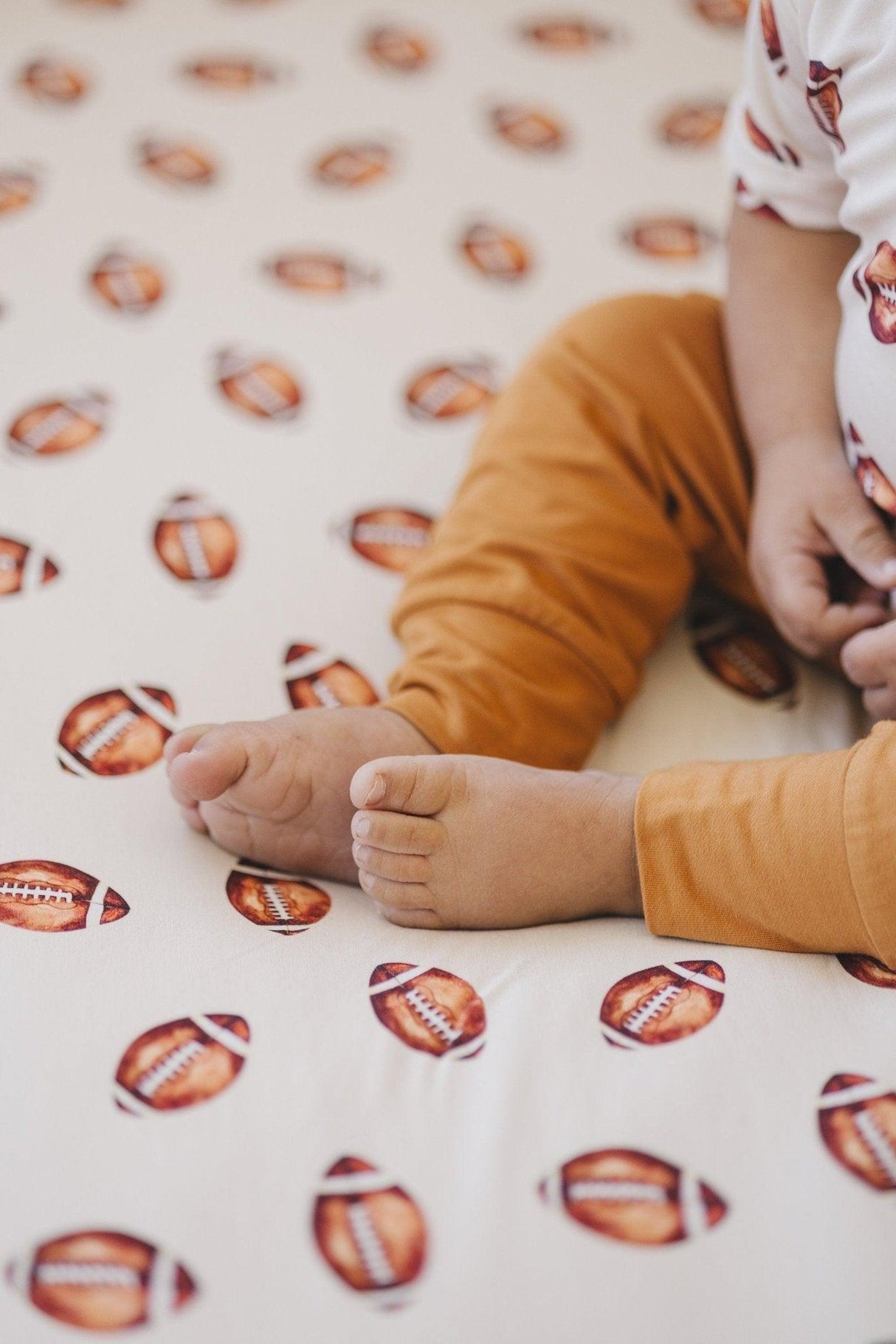 Sábana de bambú para cuna con estampado de fútbol