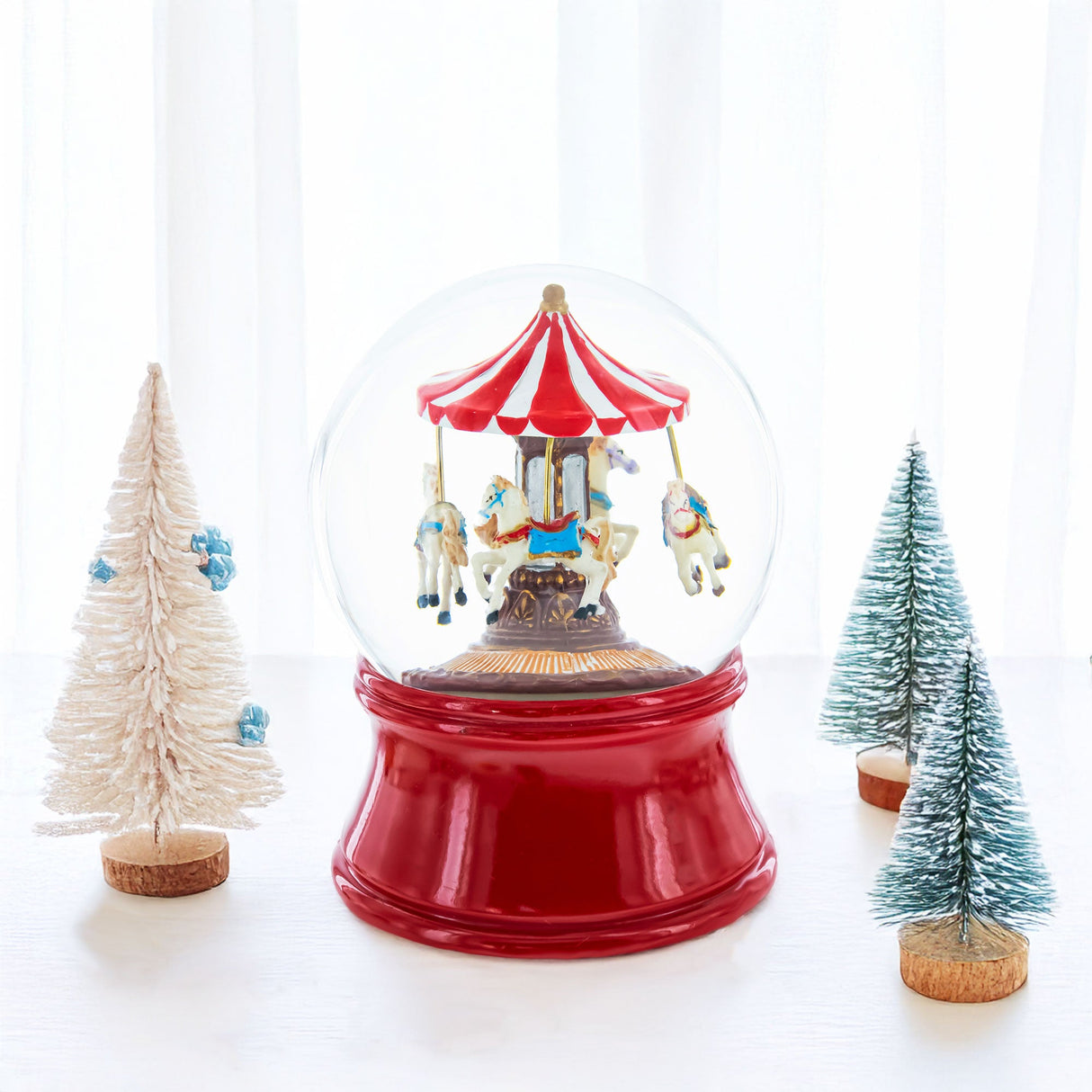 Horses Carousel Melody Spinning Musical Water Globe