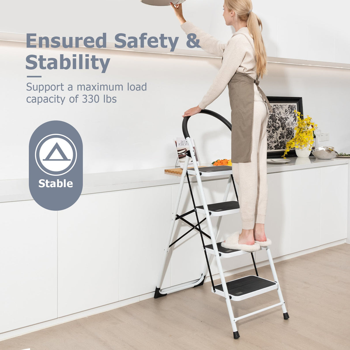 Escalera Plegable de 4 Peldaños con Plataforma Antideslizante y Capacidad de 150 kg