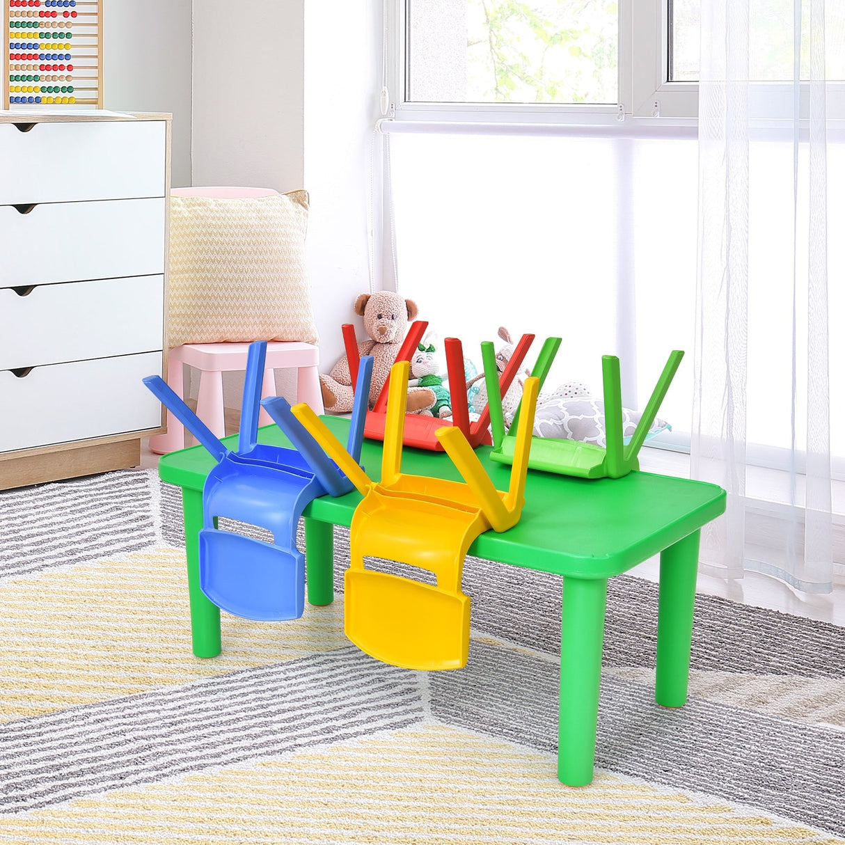Juego de Mesa y 4 Sillas de Plástico de Colores para Niños