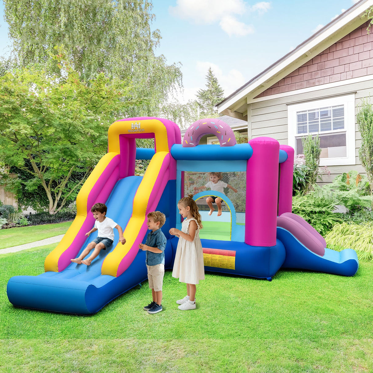 Castillo Hinchable con Toboganes y Canasta de Baloncesto (con Soplador de 680 W)