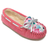 Minnetonka Cassie Suede - Pantufla para niños