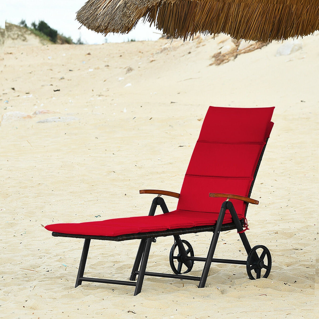 Tumbona plegable de mimbre para patio con ruedas - Roja