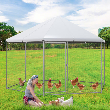 Gallinero hexagonal grande de metal de 13 pies con malla de alambre y puerta con cerradura