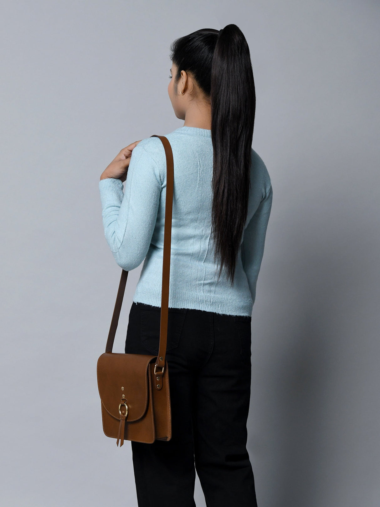 Bolso bandolera "Elegancia Marrón"