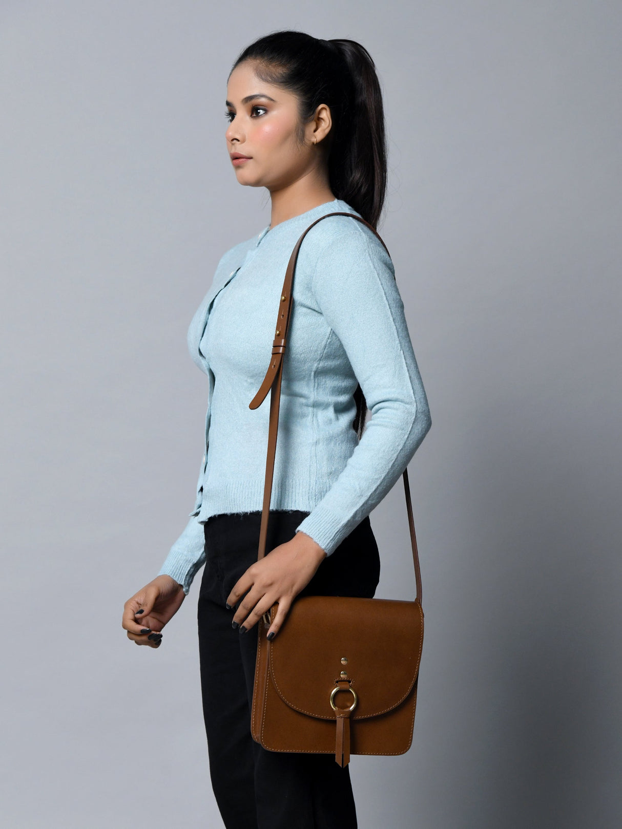 Bolso bandolera "Elegancia Marrón"
