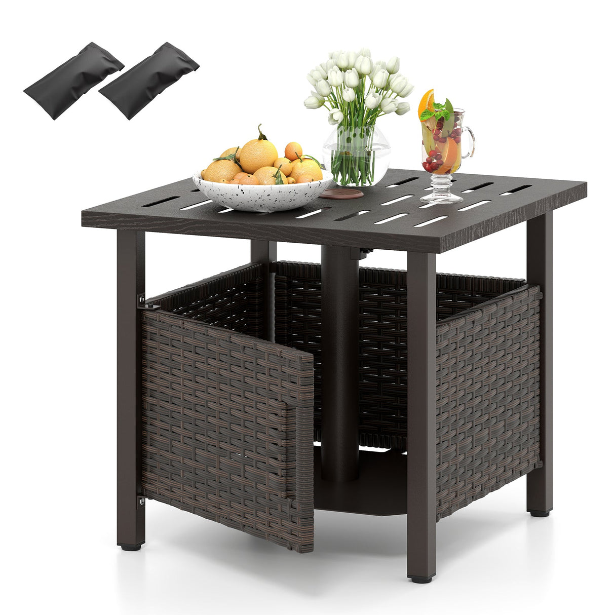 Mesa auxiliar de exterior con agujero para sombrilla de 4.9 cm, de mimbre PE, para patio, para todo tipo de clima - Marrón