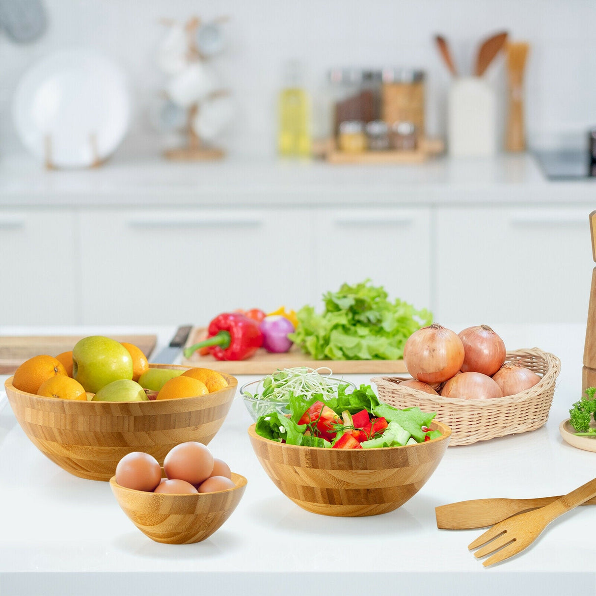 Juego de ensaladera de bambú de 8 piezas con utensilios de servicio - Natural