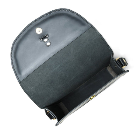 Bandolera de Elegancia Negra