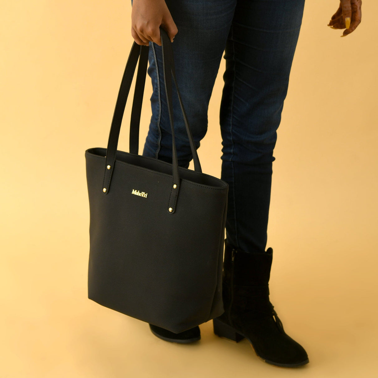 Bolso de mano de cuero vegano Era - Negro medianoche