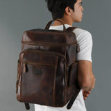 Mochila de Viaje Alpha de Cuero de Búfalo Marrón