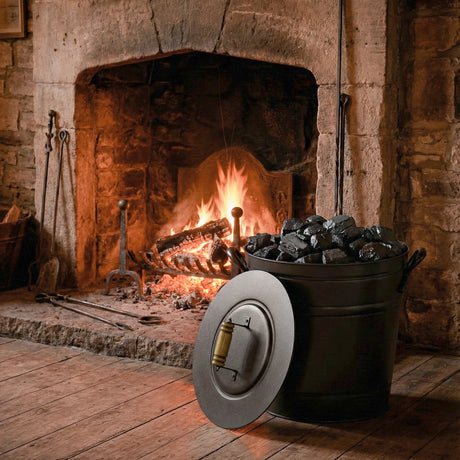 Cubo de metal para cenizas de carbón de 11 litros con tapa de madera y asas laterales para chimeneas y fogatas