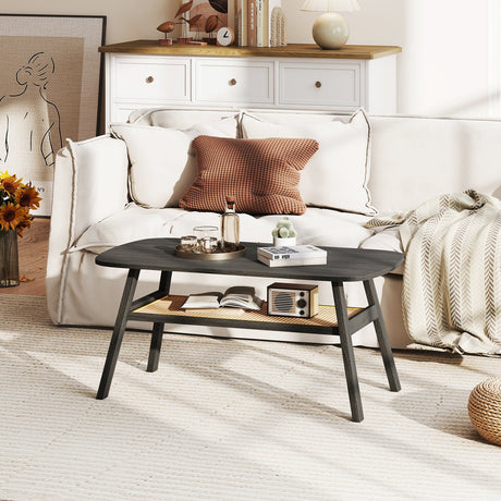 Mesa de centro rectangular de 2 niveles con estante de almacenamiento de ratán y patas de madera de caucho - Gris oscuro