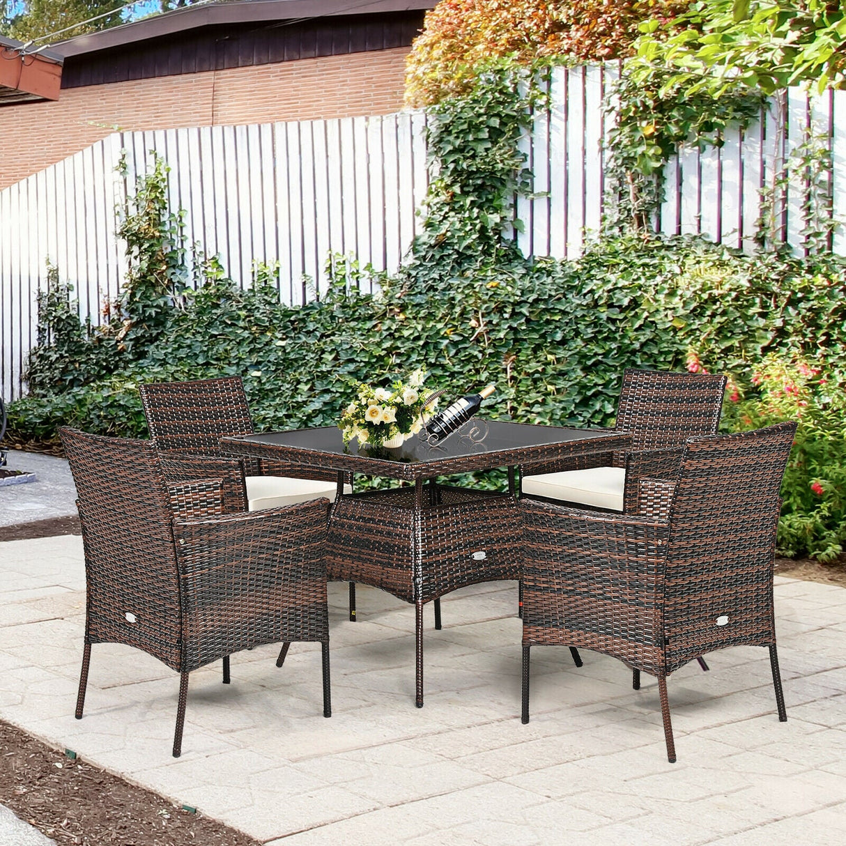 Juego de muebles de comedor de ratán para patio de 5 piezas con sillones y mesa con superficie de madera