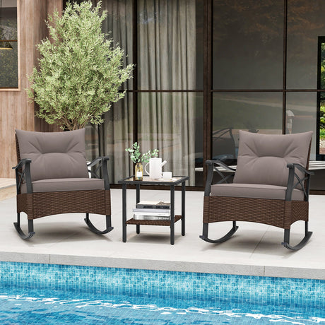 Conjunto de 3 mecedoras de ratán para exteriores con mesa auxiliar de 2 niveles para jardín/patio trasero - Marrón