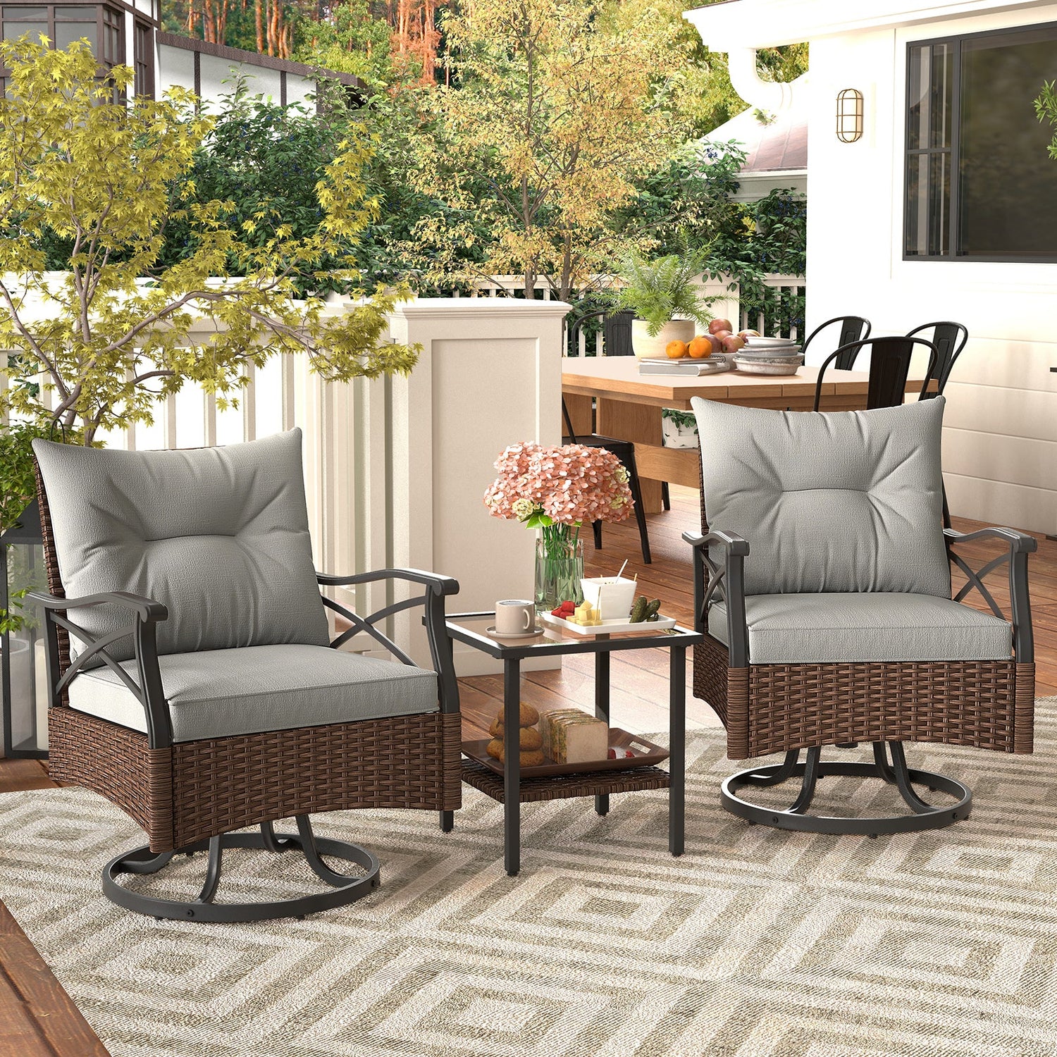 Juego de 3 Sillones Reclinables Giratorios para Exteriores con Mesa Auxiliar de Vidrio Templado de 2 Niveles-Marrón