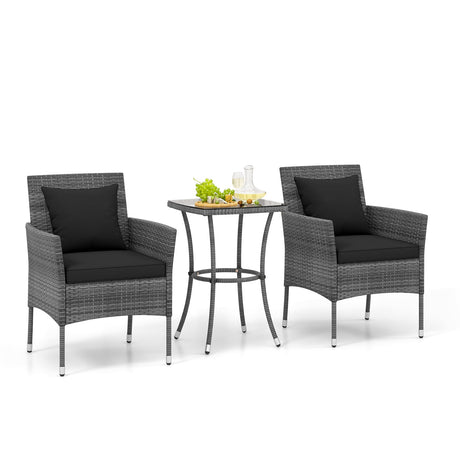 Juego de muebles de patio de 3 piezas con sillas de patio acolchadas y mesa de centro de vidrio templado