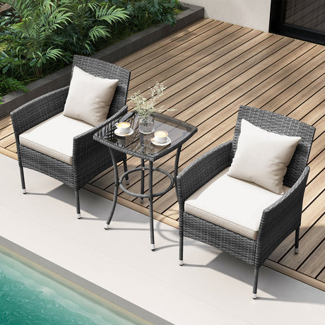 Juego de muebles de patio de 3 piezas con sillas de patio acolchadas y mesa de centro de vidrio templado