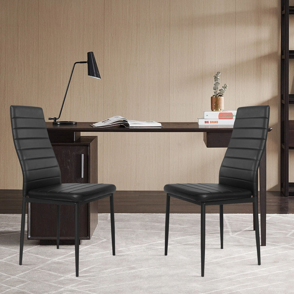 Juego de 4 sillas de comedor modernas de cuero con estructura de metal