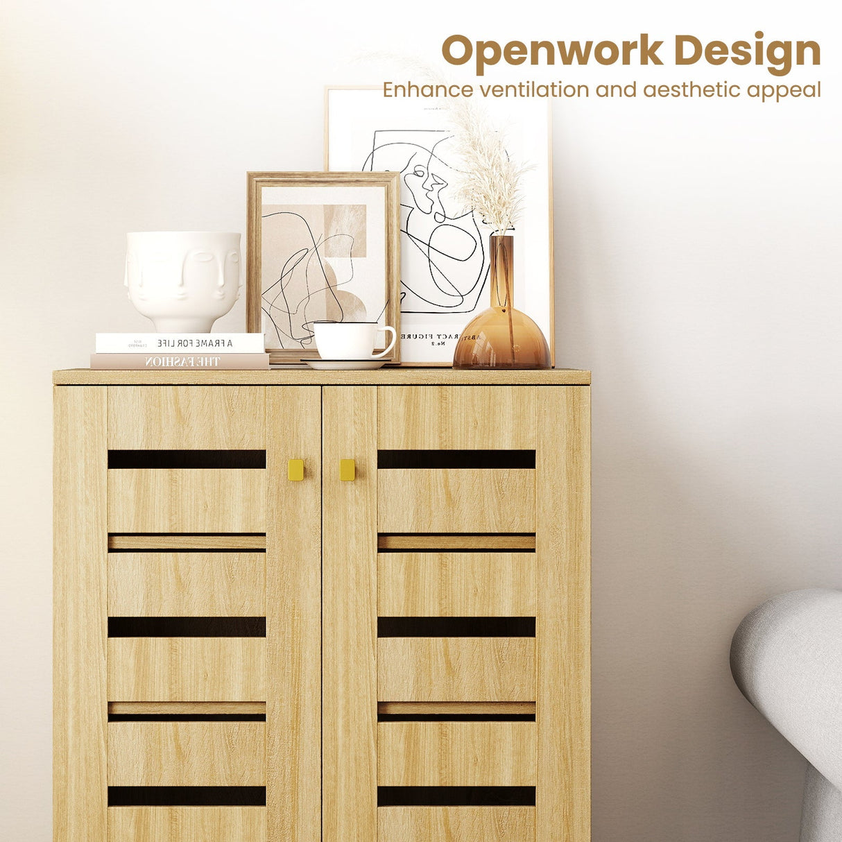 Zapatero moderno de madera de 4 niveles con puertas y estantes extraíbles - Roble