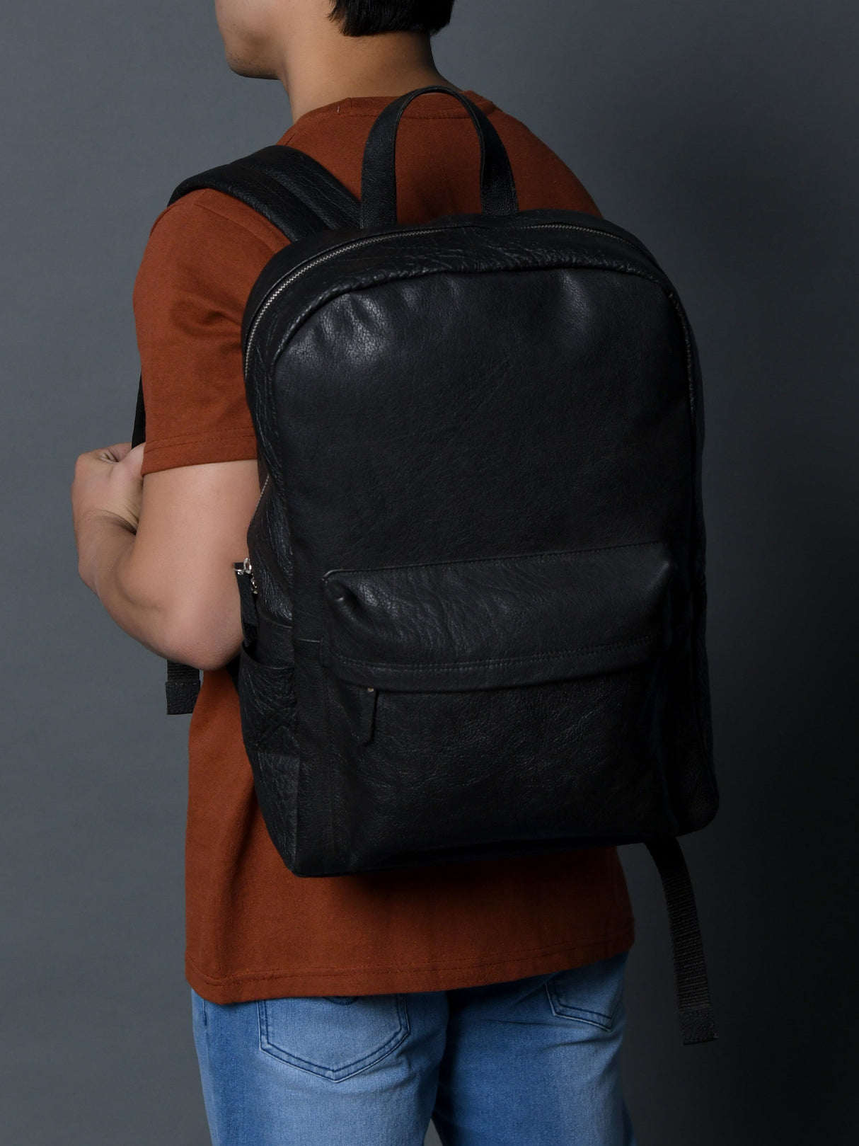 Mochila de Cuero NoirTrek 1.0