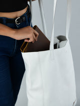 Bolso tote de hombro de cuero blanco