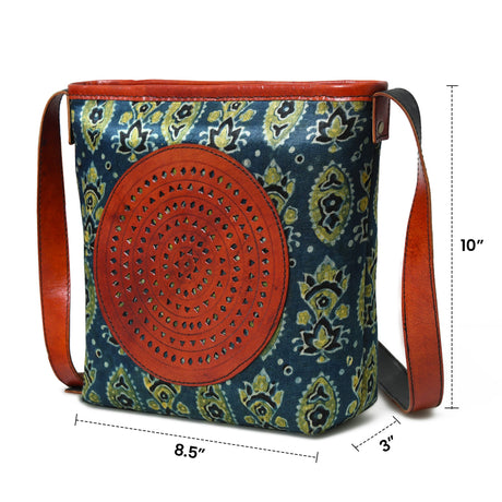 Bolso tote de cuero Ajrakh Heritage
