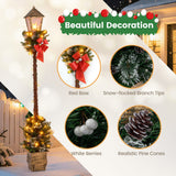 Farol de calle preiluminado de Navidad de 6.1 pies con vegetación artificial y puntas de ramas nevadas