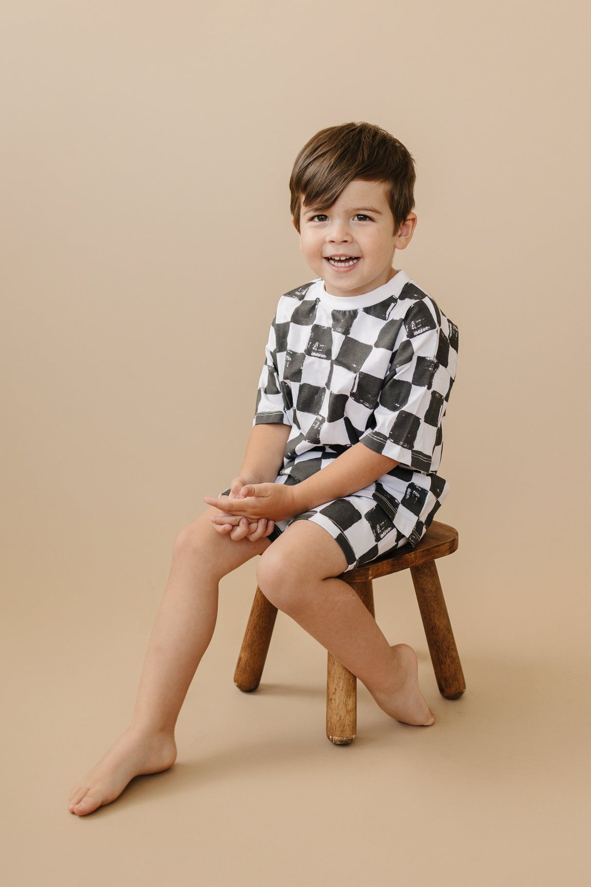 Conjunto de shorts a cuadros blancos y negros de algodón orgánico
