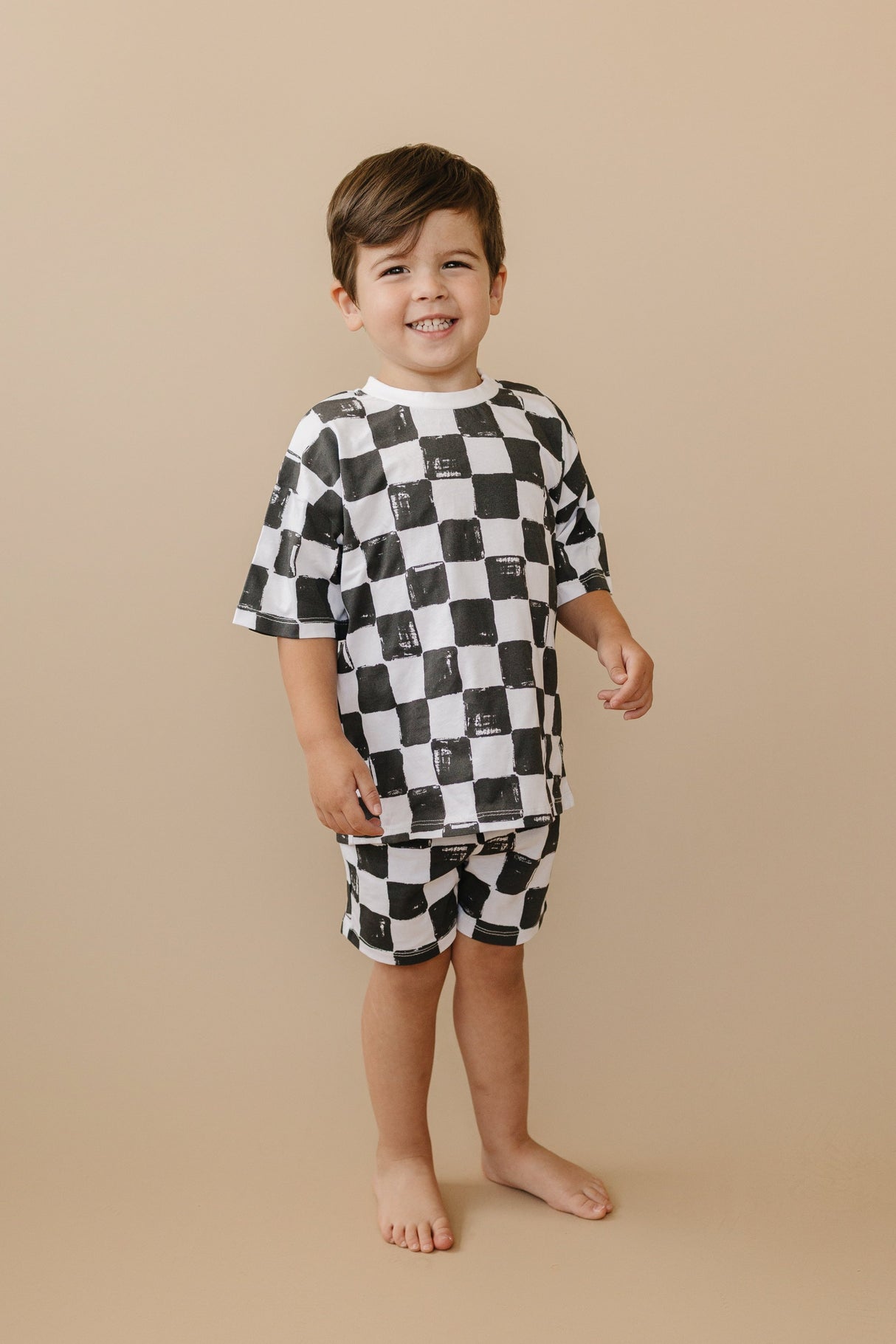 Conjunto de shorts a cuadros blancos y negros de algodón orgánico